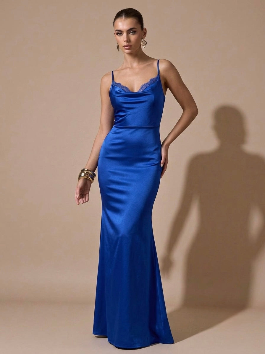 Vestido de fiesta azul rey