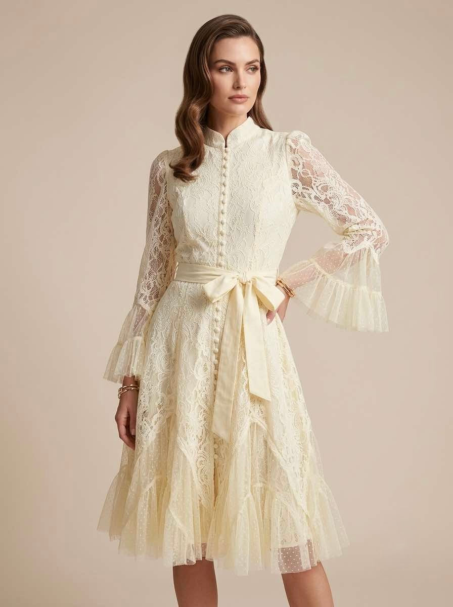 Vestido midi con encaje y manga larga