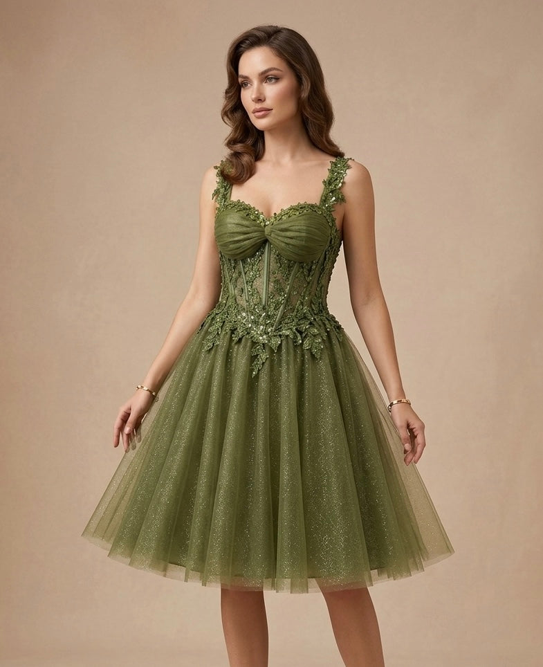 Vestido corto con corset