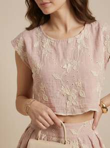 Conjunto floral de lino