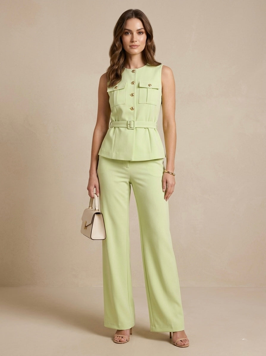 Conjunto de blusa y pantalón verde claro