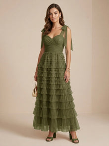 vestido midi con holanes